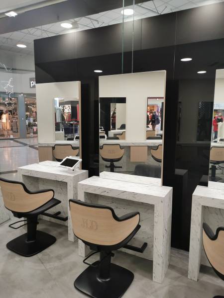 SALON DE COIFFURE - BARENTIN 